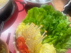 -潮汕·草根牛肉档(上海荟聚城市集市店)