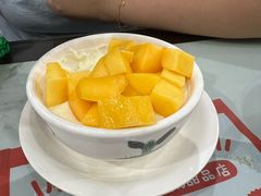 -黄师奶甜品店