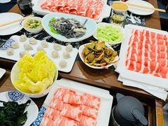 -楼外楼大刀肉传统火锅居(繁荣路店)