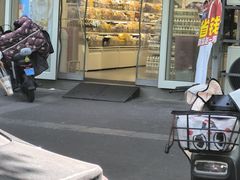 -赵一鸣零食(江苏南京福园街店)