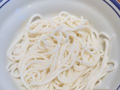 -云阿蛮云南生烫牛肉米线(奉贤路店)