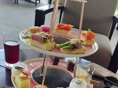 -亚龙湾喜来登·美景台大堂吧