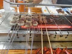 -哈尔滨小酒馆·鲜肉现穿自助烧烤(康新花园店)