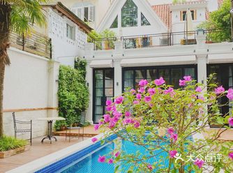 愚园路上有泳池有露台的希腊洋房餐厅