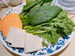 -东镇老火锅(长春路首店)