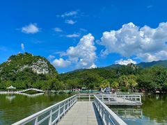 -星湖旅游景区七星岩