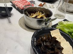 -呷哺呷哺 蔬菜畅吃(中发百旺店)