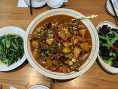-俭寨大盘鸡·手抓肉·烧烤新疆菜(乌苏路店)