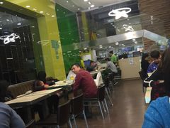 大堂-佰搭果·广式茶餐厅(西华路店)
