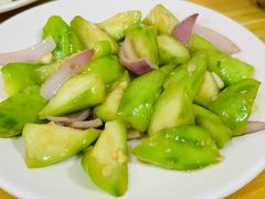 蒜蓉炒丝瓜-美食店(华贵路店)