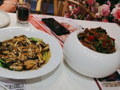 -辣小妮de川菜馆(红旗Mall店)