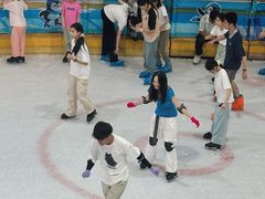 -正佳冰河湾真冰滑冰场