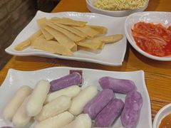 -喇喇排骨火锅·传统韩式脊骨汤(望京西园总店)