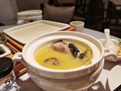 奶汤小䰾鱼-八分饱·西津会(西津渡店)