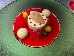 -弦月窗LUNETTE BY AMANDA(复兴路店)