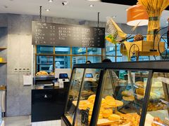 -Dough&Joe团憩(瑞虹天地月亮湾店)