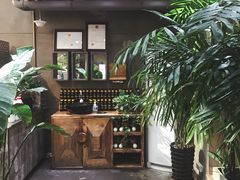 -HIGH FIVE哈福手工汉堡(桂林路店)