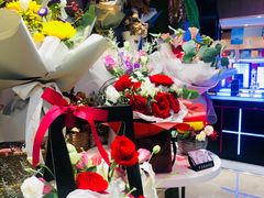 -谷莠子花艺气球派对·绿植造景·花艺沙龙(东海缤纷天地店)