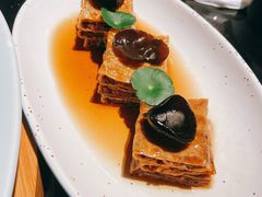 润泽素烧鹅-老头儿油爆虾·知味杭州(爱琴海购物中心)