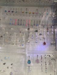 -AI艾耳·专业手工耳洞·穿孔美学馆