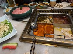 -巴渝瓦肆重庆鲜火锅(宝龙环湖店)