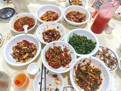 -笨罗卜浏阳菜馆(太平街店)