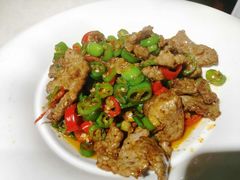 -靓靓蒸虾(恩施新天地店)