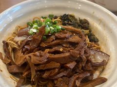 -佬钱湾仔(衣裳街店)