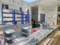 -美式眼镜·授权蔡司.依视路.尼康.豪雅.明月(南翔印象城店)