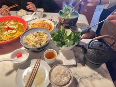 -初蓉丨遇见新川菜(亲贤街荣耀店)