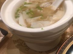 乌鱼蛋汤-盛华瑄中餐厅