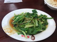 -胡须张鲁肉饭(美食文化馆店)