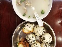 生煎馒头-三两春(浦三路店)