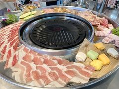 -哈哈碳都·牛肋条无限自助烤肉(台江万达店)