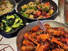 -巴厘龙虾·榜首油焖大虾(音乐学院·沿江酒馆店)