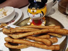 茴香小油条-虎丫炒鸡.鲜鸡现炒(朝阳门益田店)