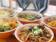 -正宗向东街新化特色牛肉粉馆(一中店)