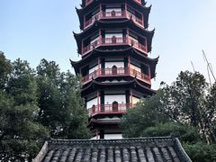 -绳金塔