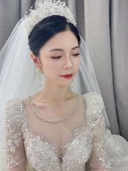 -莫小姐婚纱