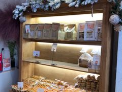 面包甜点陈列柜-那家面包房(珠江路店)