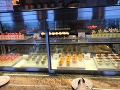 面包甜点陈列柜-嘉定凯悦·咖啡厅