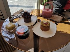 开心果草莓拿破仑-LING 法式甜品(茂名北路店)