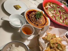 -初蓉丨遇见新川菜(亲贤街荣耀店)