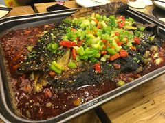 -鱼众不同·鸡公煲·烤全鱼(国顺路店)