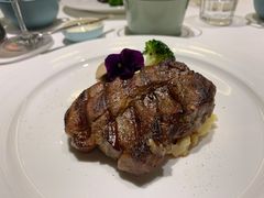 西班牙黑毛猪肩配酸椰菜苹果酱-K·Kitchen KK牛扒厨房(江南西店)