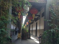 门面-唔呶喔哩酒家(生产街店)