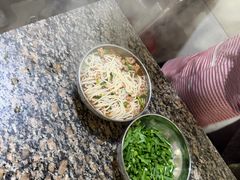 -正宗杨记普洱酸醋米线(总店)