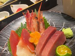 -铭牛烧肉·和牛海鲜自助(高新月牙湖店)