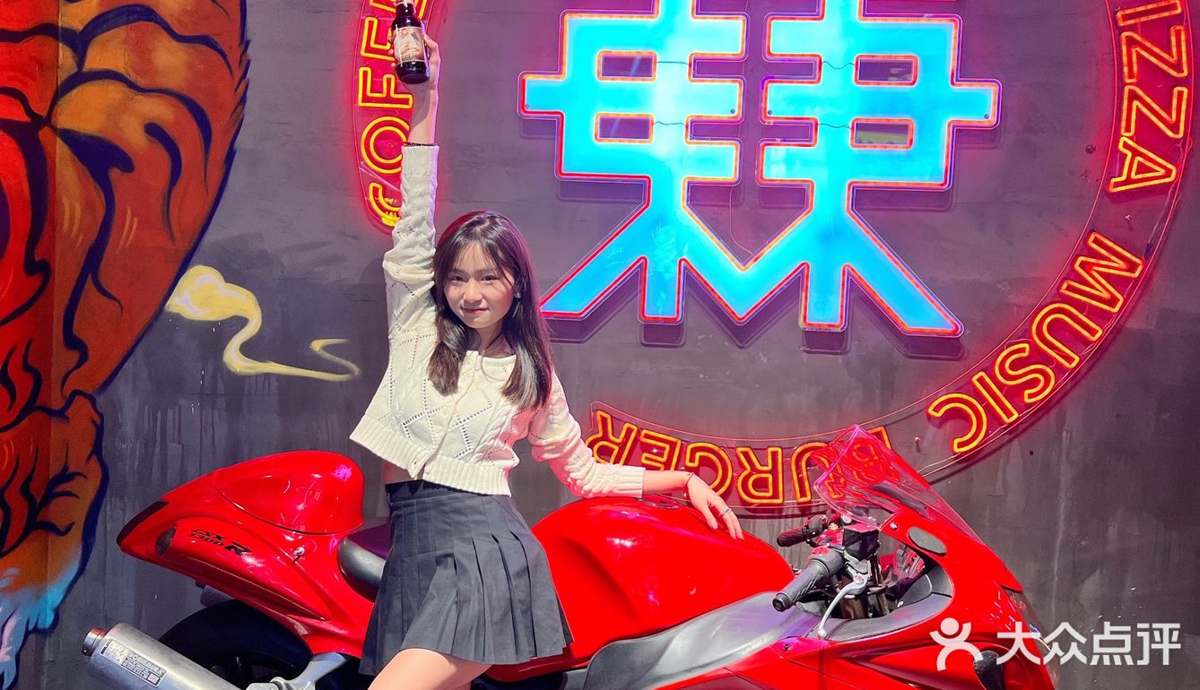 凌晨三点｜在合生汇品尝北京首家海盗薯条！