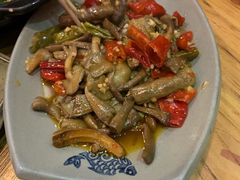 -郑件洋芋饭庄